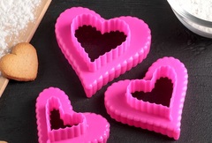 Набор форм для вырезания печенья  9х9х4 см "Сердце", 3 шт, цвета МИКС
